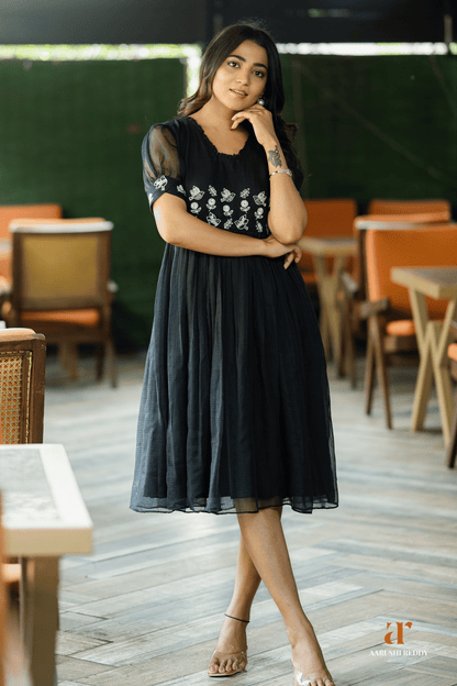 Dhaaga - Black Dress